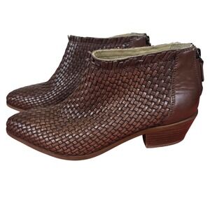 Vintage Foundry Co Delmira Leather Ankle Boots Brown Size 7 Western Bohemian